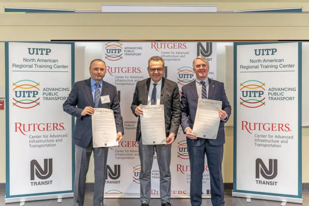 A ceremony hosted by NJ TRANSIT, brought UITP Secretary General, Mohamed Mezghani* and UITP Board Member and NJ TRANSIT President & CEO Kevin S. Corbett alongside Rutgers Director Dr. Ali Maher to sign the agreement and formalize the partnership